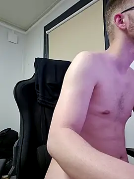 Aceyguy online show from April 9, 7:20 pm