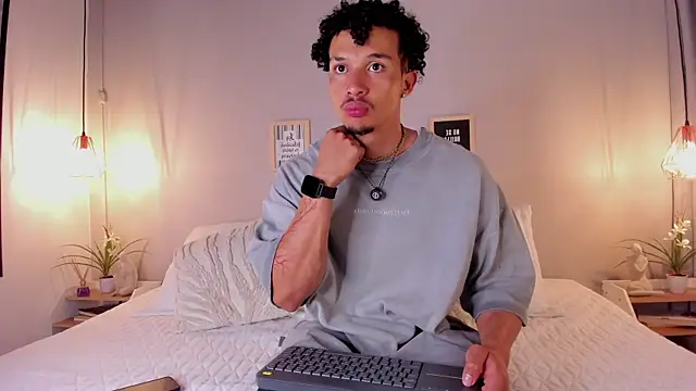 dominik drake online show from June 18, 12:21 pm