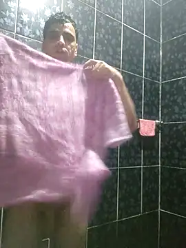 garotosapequinha online show from April 9, 2:42 am