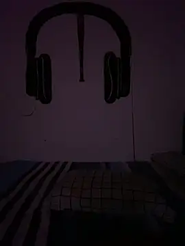 Snapshot of jmaxter chatting on April 16, 5:07 am jmaxter online show from April 16, 5:07 am