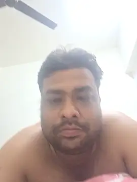 Meninmumbai online show from May 19, 8:15 pm