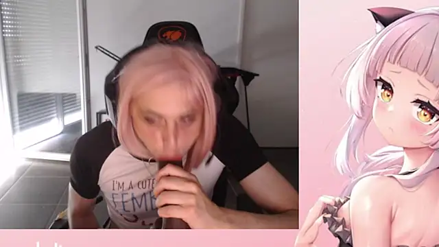 LuunaUwU online show from June 14, 11:34 am