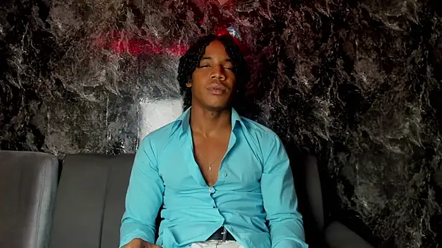 axel silva4 online show from May 9, 8:10 pm