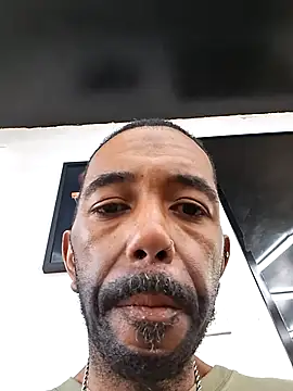 Willybigcock1981 online show from April 10, 9:11 pm