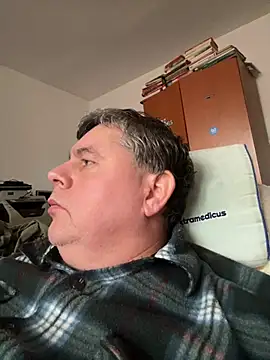 Liebhaber44 online show from April 9, 6:30 am