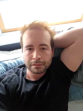 Looney Goon online show from April 10, 9:44 pm