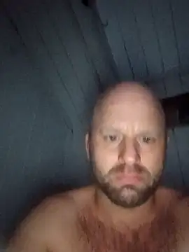 awagner1983 online show from April 30, 7:37 am