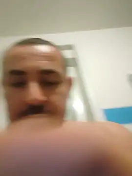 Loulou06123 online show from June 3, 2:33 pm