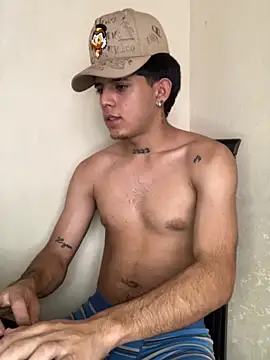 King of Slaves222 online show from April 19, 7:38 pm