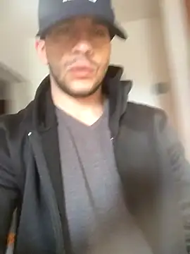 ShoneMantid online show from April 30, 12:34 pm