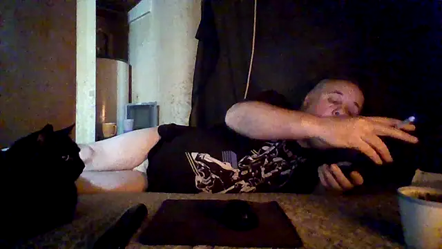 Nightshade1195 online show from June 1, 8:09 pm
