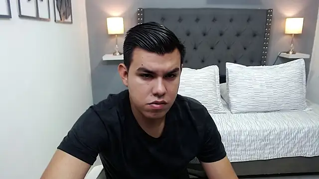 mathias thompson online show from April 21, 2:01 pm