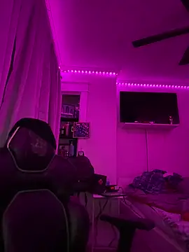 luv chino online show from April 28, 3:11 am