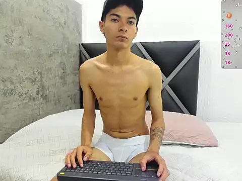 Yefersonyoss online show from May 2, 10:34 pm