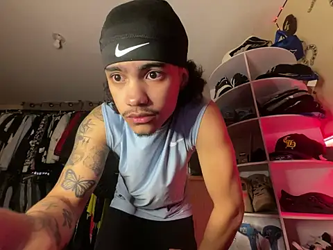 Mateo19cm  online show from April 22, 4:34 pm