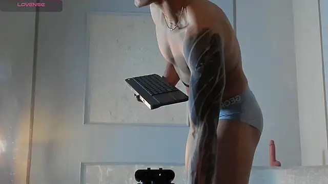 Alan Salazar online show from May 30, 5:46 pm