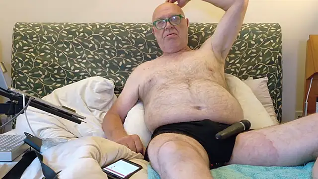 KinkCentral online show from June 30, 8:32 pm