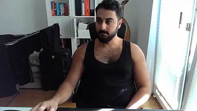 Voyagercam online show from August 9, 1:50 pm
