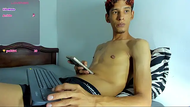 liammendoza98 online show from July 21, 2:57 am