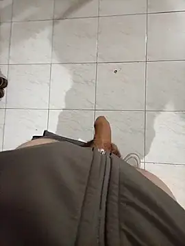 bochiloco2 online show from April 29, 11:22 pm