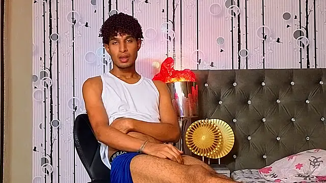 Alex Bloom online show from June 17, 7:26 pm