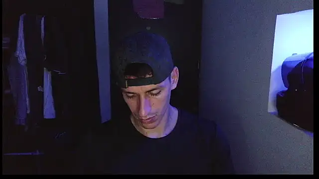 RaulRico online show from May 16, 3:48 am
