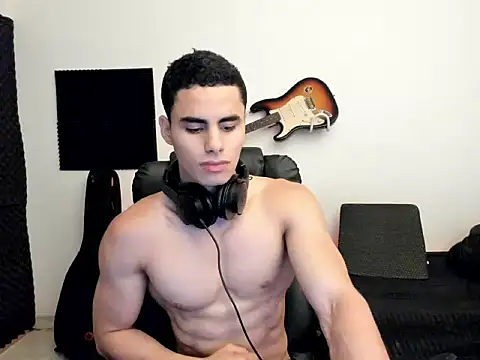 chicozen online show from May 29, 11:26 pm