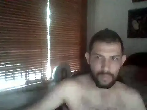 santi1994  online show from May 11, 9:45 pm