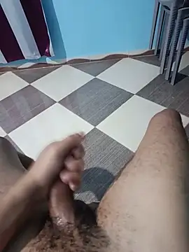 niyeksgiiir online show from May 30, 2:28 pm
