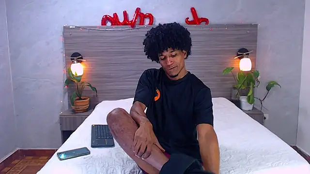 Dilan Hall online show from June 9, 4:09 pm