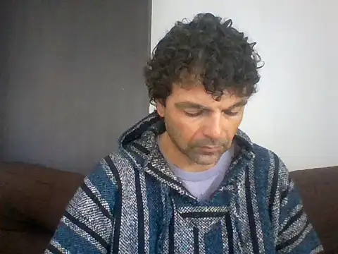 perrolobo78 online show from May 26, 1:51 pm
