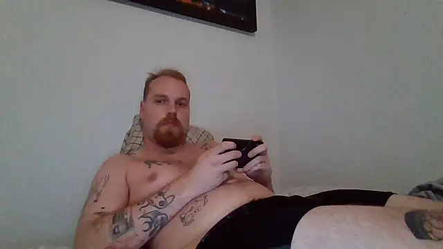 futtbucker69420 online show from May 11, 5:20 am