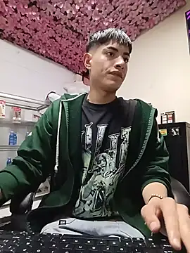 andylol330 online show from July 19, 7:47 am