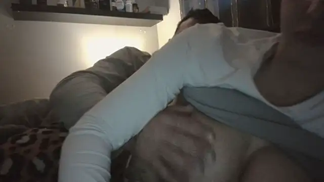 montyndante online show from May 16, 11:41 am