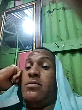 luis391986 online show from May 20, 3:02 am