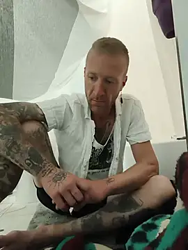 Bottomkinktwink online show from May 21, 7:48 am