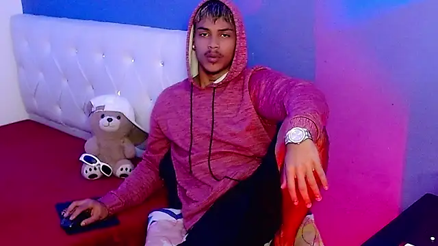 Angel foxc13 online show from July 5, 3:43 am