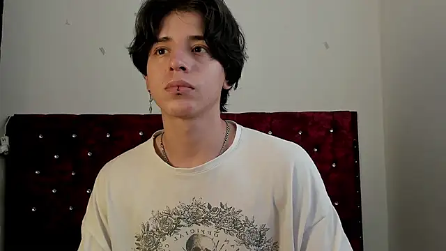 Angel Miguel 1 online show from June 24, 8:33 pm