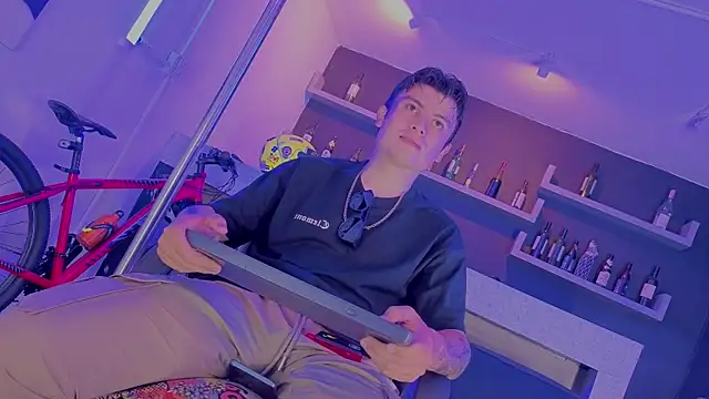 angel still  online show from June 25, 3:53 am