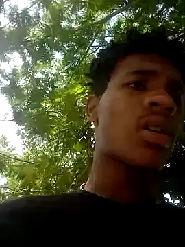dantecruz19 online show from July 1, 3:24 pm