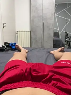 giovvgg online show from June 15, 6:11 pm