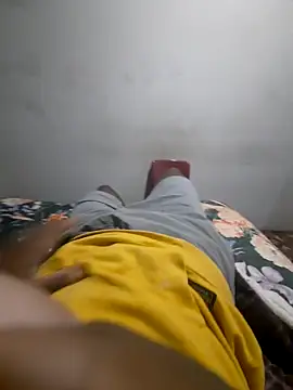 snap012 online show from June 10, 4:29 pm