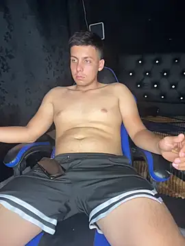 Dann 007 online show from July 29, 1:37 am