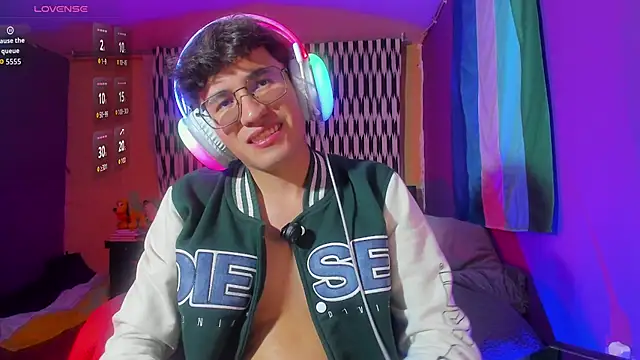 Angelito Twink online show from June 14, 2:09 am
