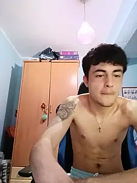 hugitolopez online show from June 28, 7:53 pm