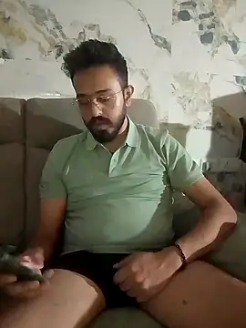 freakkydessi online show from June 20, 12:59 am