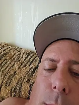 heterohotguy78 online show from July 28, 12:45 pm