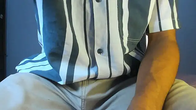 Your couplepervert0 online show from July 4, 9:18 pm