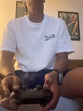 frenchboy71 online show from July 10, 6:39 am