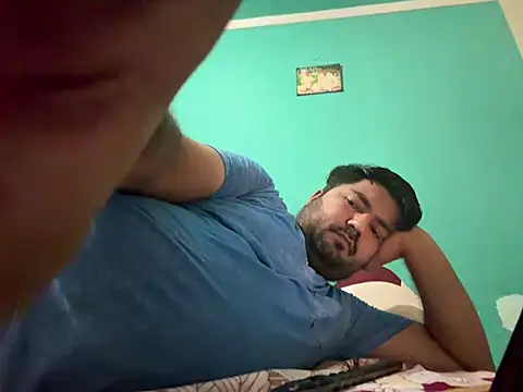 Couple 7inch online show from July 23, 6:16 pm